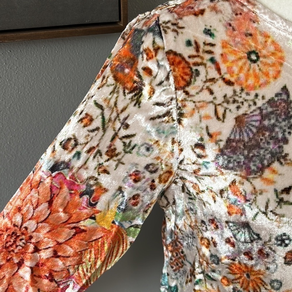 Soft Surroundings Velvet Floral Ashbury Tunic Top - Picture 5 of 13